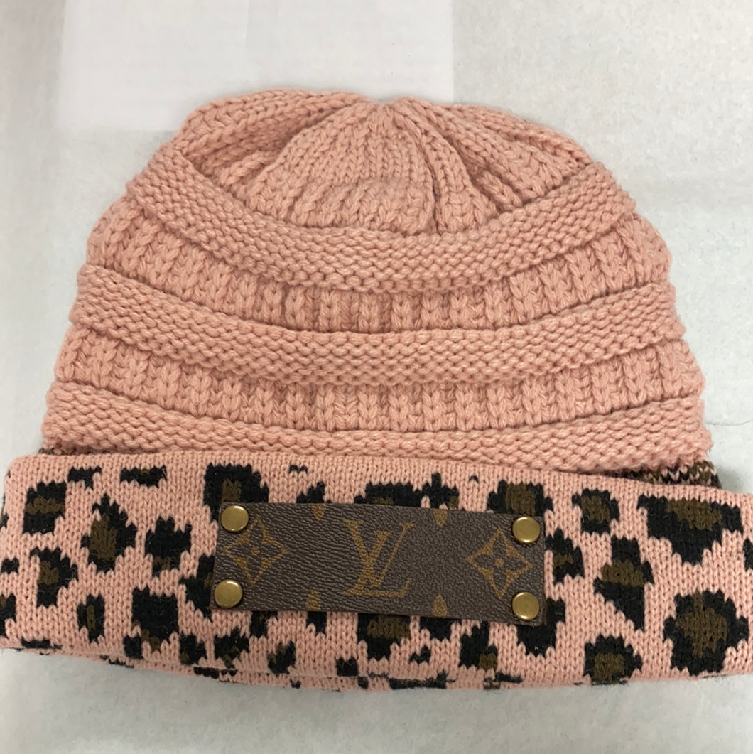 2019-Pink Leopard Beanie